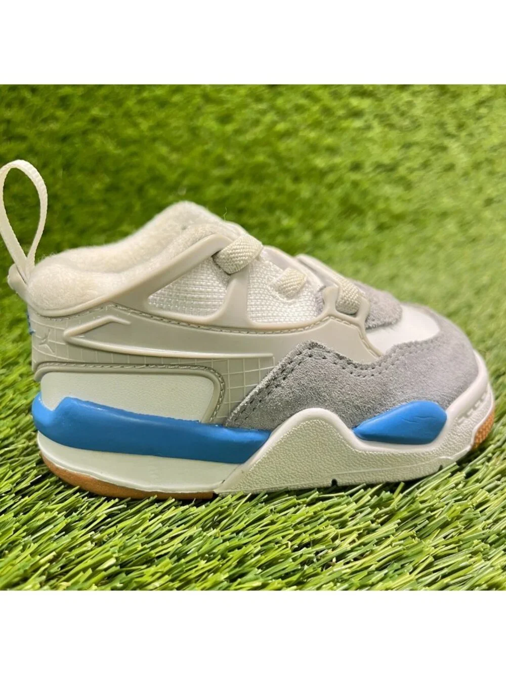Nike Air Jordan 4 RM Toddler Size 4C White Gray Blue Athletic Shoes Sneakers